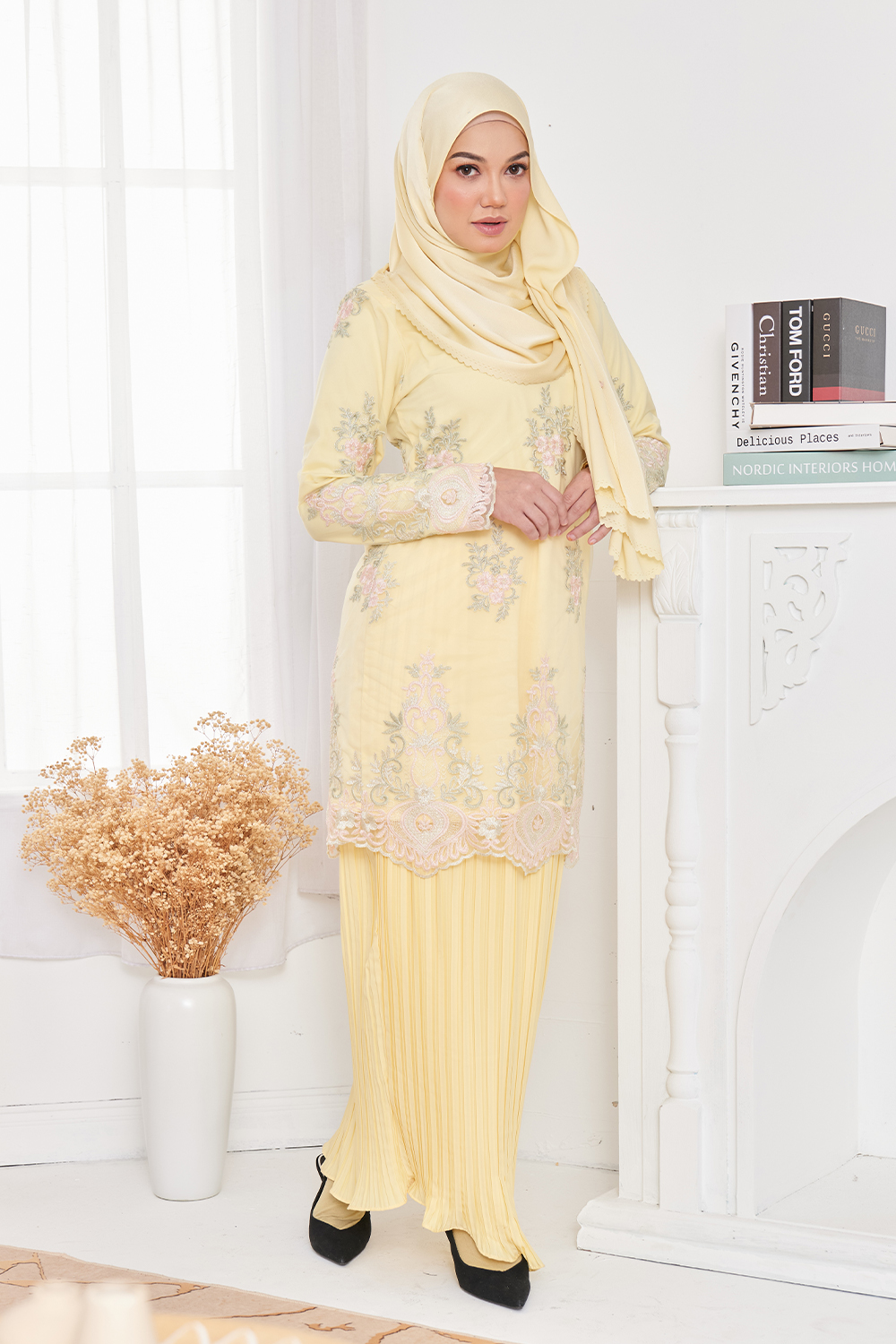 Natalia Luxe - Soft Yellow